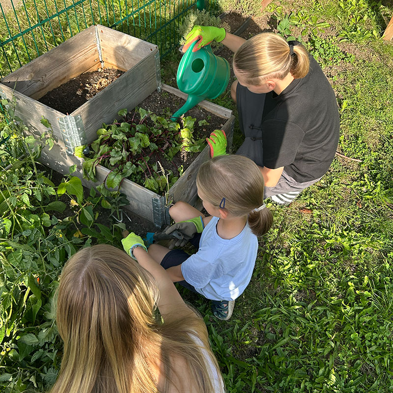 Familienzeit im Garten